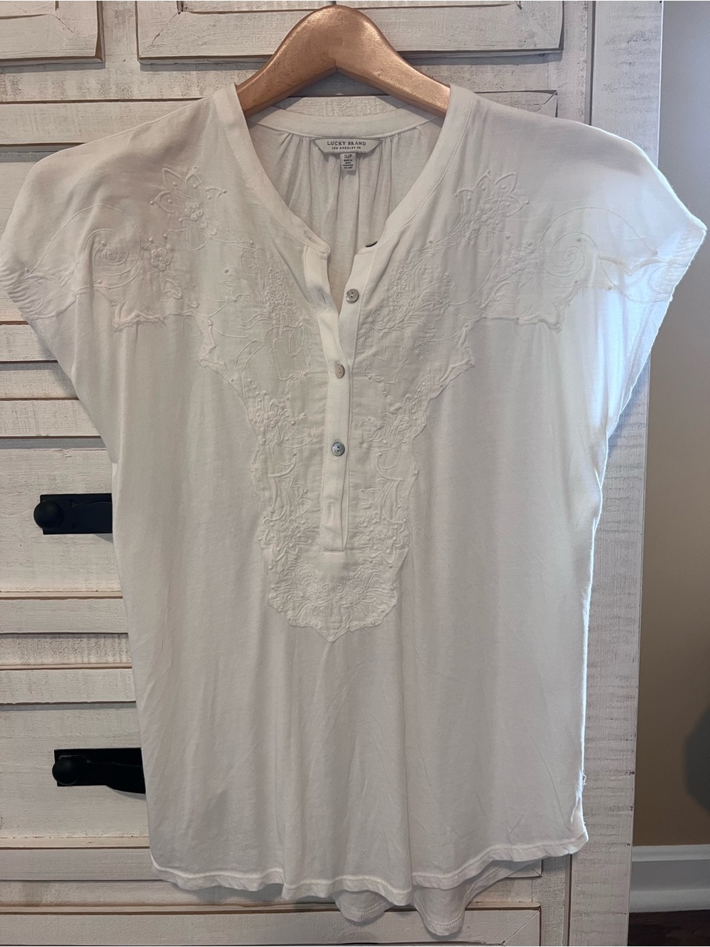 Lucky Brand Cream Embroidered V-Neck Button Front Blouse
